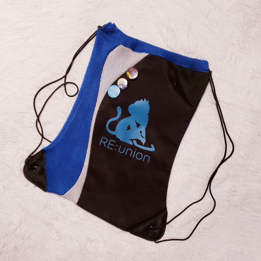 🌷 String backpack & pins